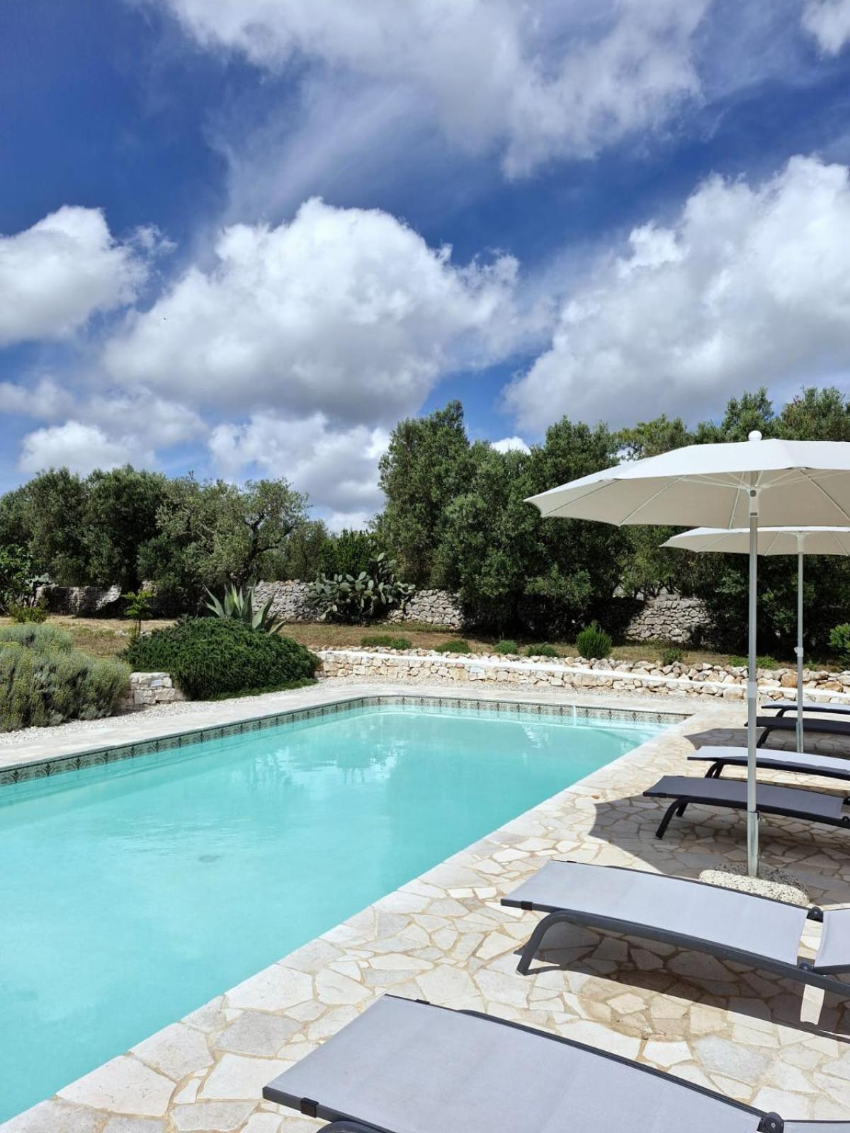 Trullo Tranquillo Ostuni Villa Bagian luar foto