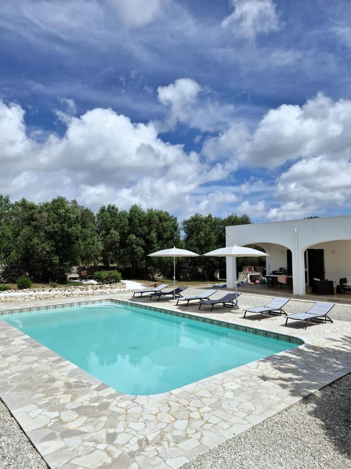 Trullo Tranquillo Ostuni Villa Bagian luar foto